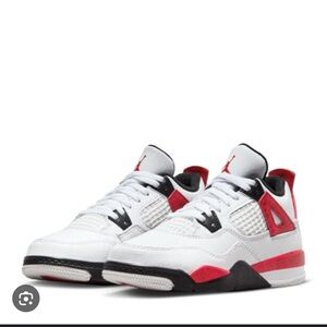 Air Jordan 4 Retro